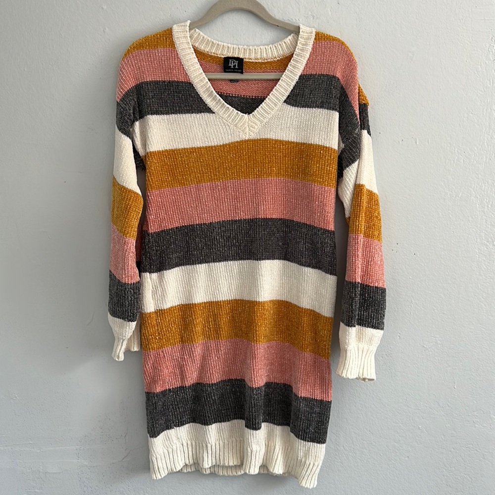 Color block sweater dress